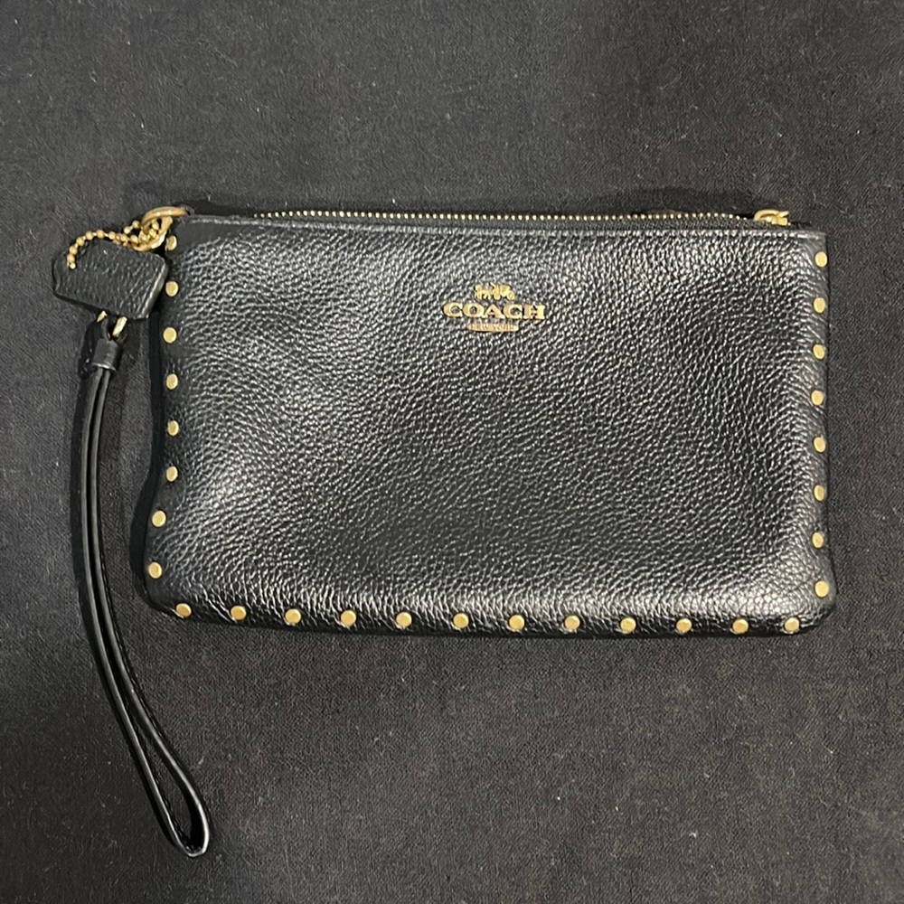 Coach Border Rivits Small Zip Wristlet
